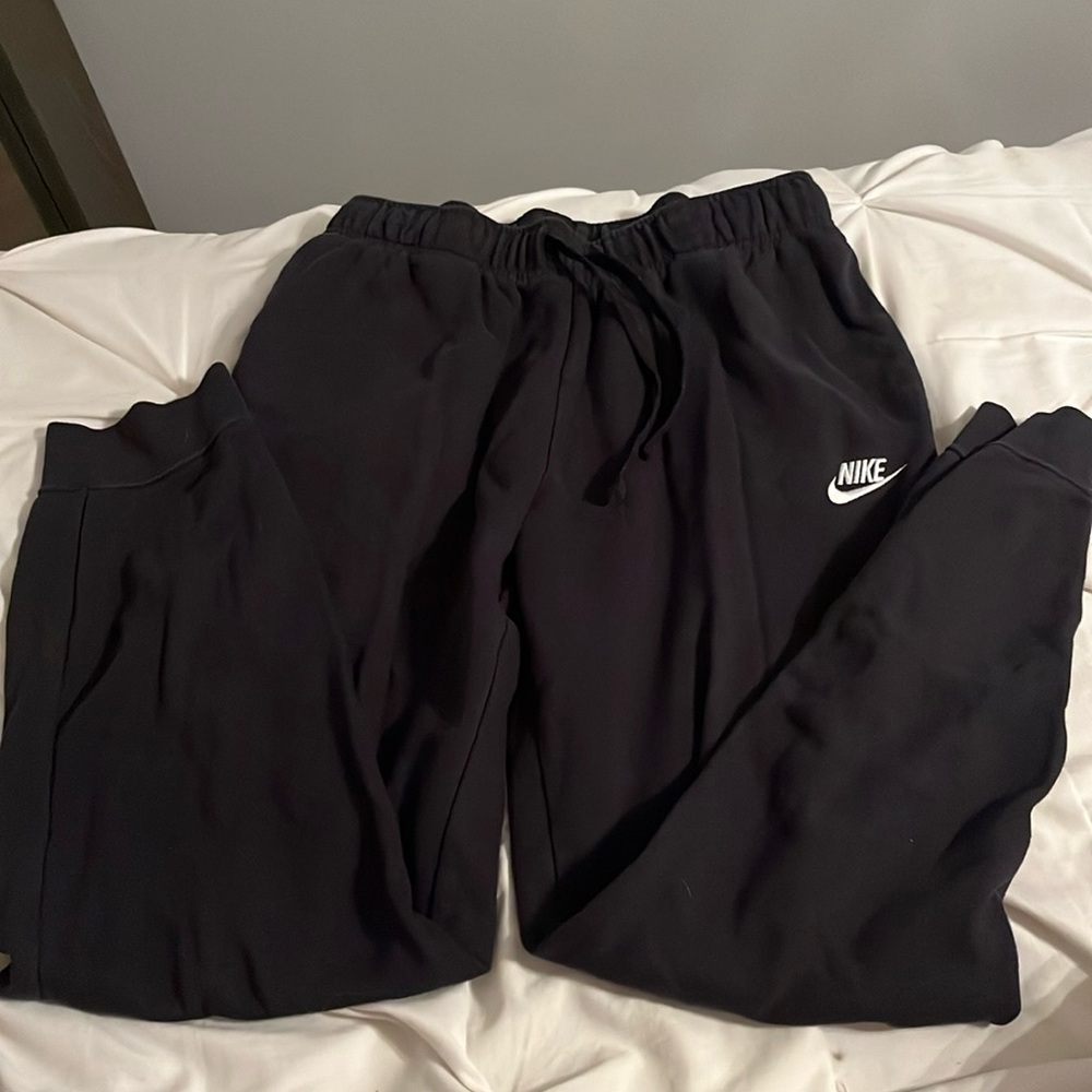 Black Women’s Nike Sweatpants